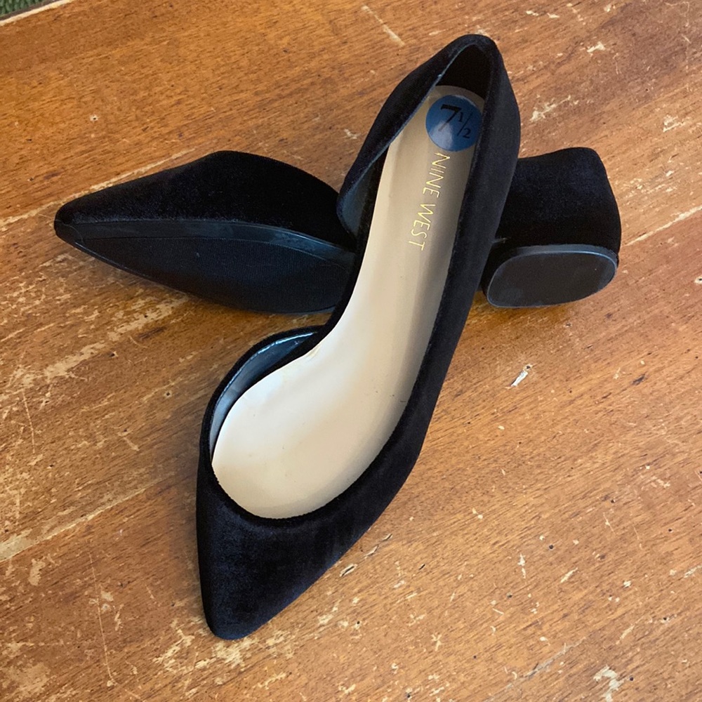 Nine West Black Observe D'orsay Velvet Flats